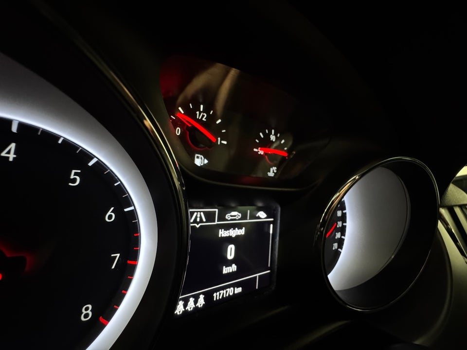 Opel Astra 1,4 T 125 Enjoy 5d