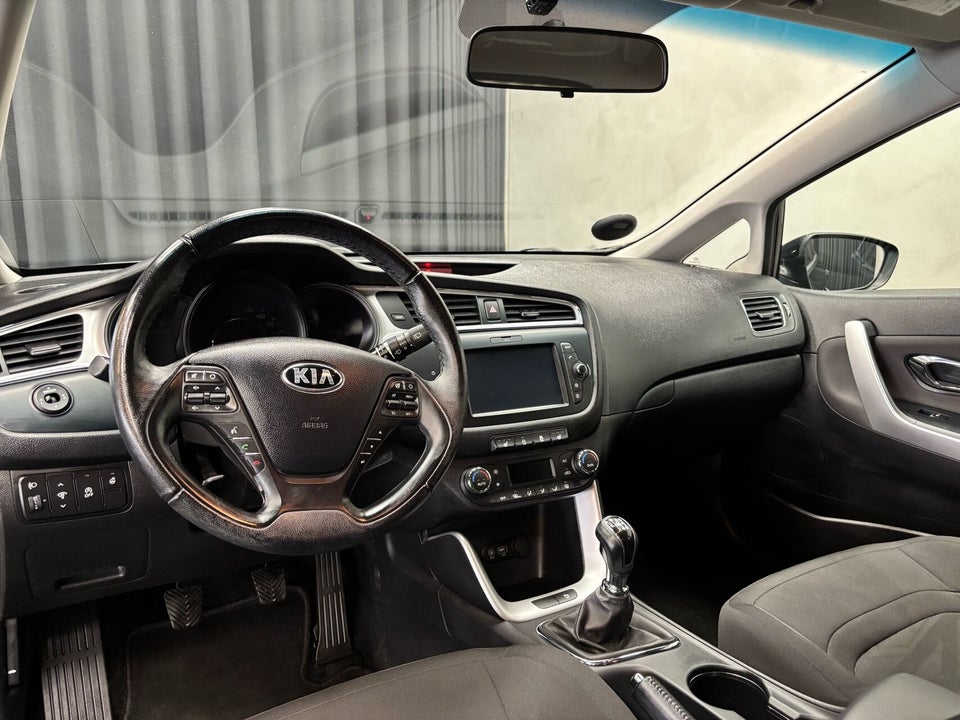 Kia Ceed 1,4 CVVT Style Limited SW 5d