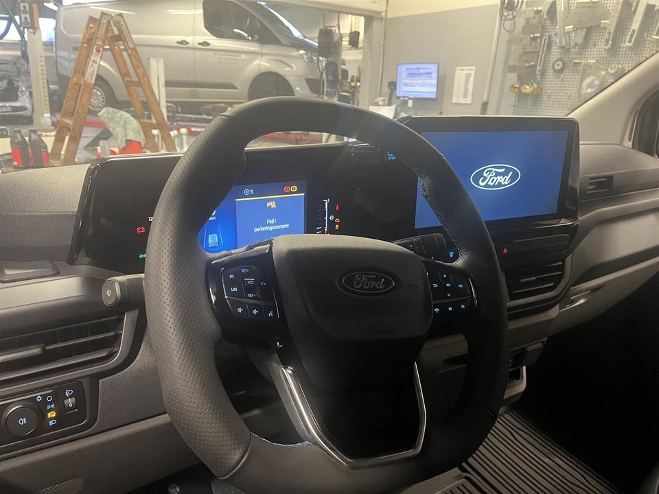 Ford Transit Custom 300L 2,0 EcoBlue MS-RT aut.