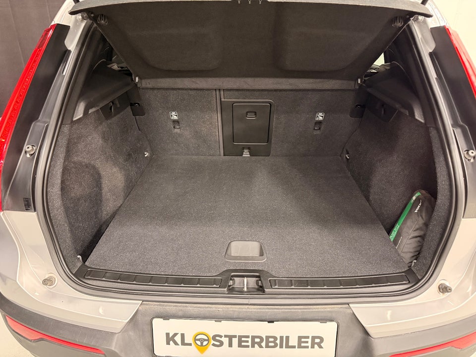 Volvo XC40 P6 ReCharge Core 5d