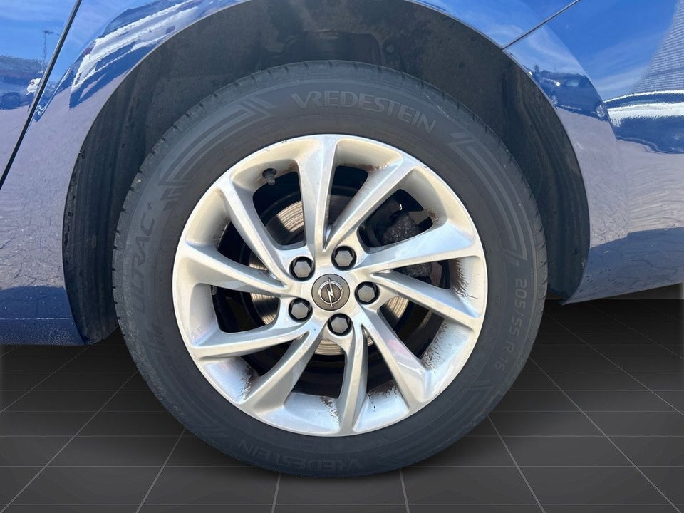 Opel Astra 1,2 T 110 Sports Tourer 5d