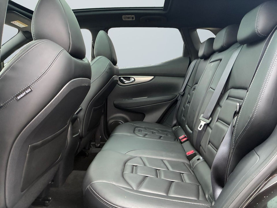 Nissan Qashqai 1,6 dCi 130 Tekna+ X-tr. 5d