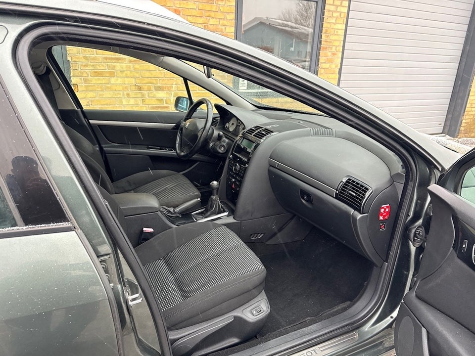 Peugeot 407 1,6 HDi 109 Premium SW 5d