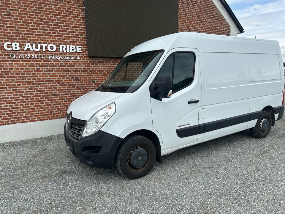 Renault Master III T35 2,3 dCi 170 L2H2 Kassevogn
