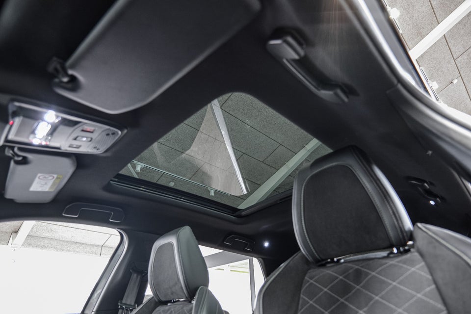 Peugeot e-2008 50 GT Sky 5d