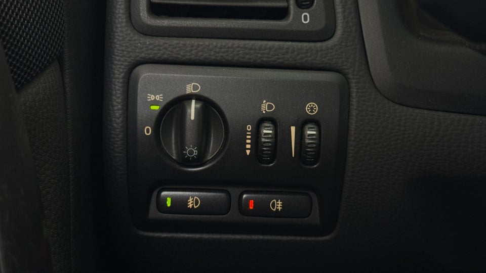 Volvo V70 2,5 T Kinetic 5d