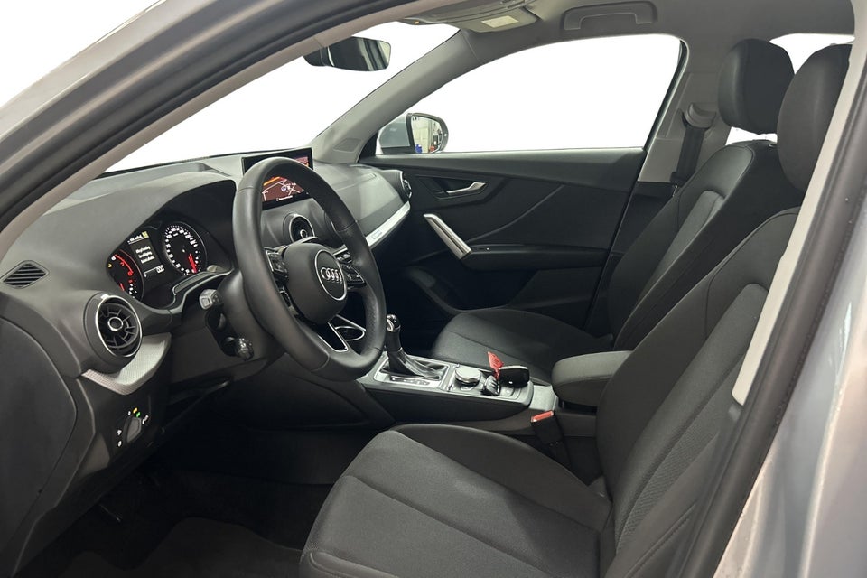 Audi Q2 35 TFSi Prestige S-tr. 5d
