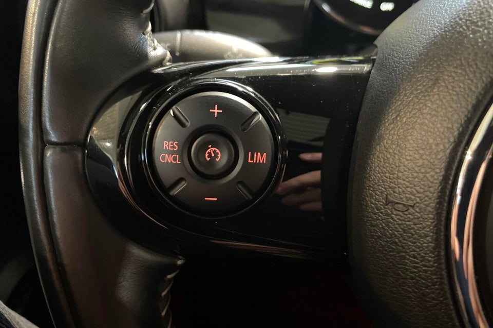 MINI Cooper SE Maximise 3d