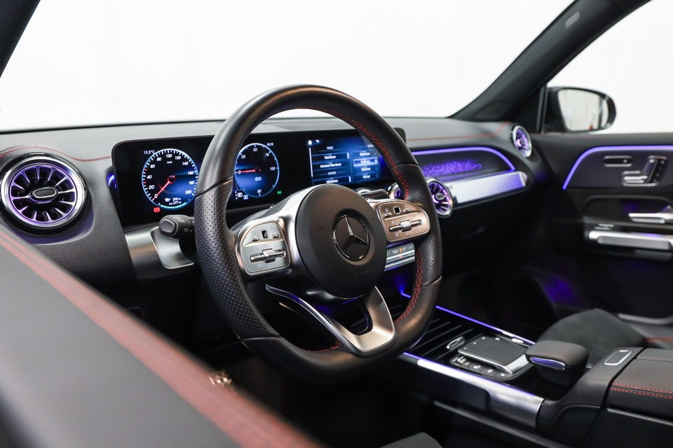 Mercedes EQB300 AMG Line 4Matic 5d