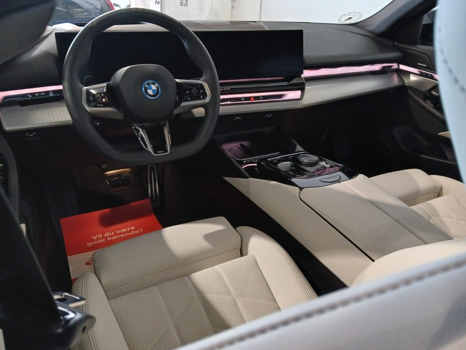 BMW i5 eDrive40 Touring M-Sport 5d