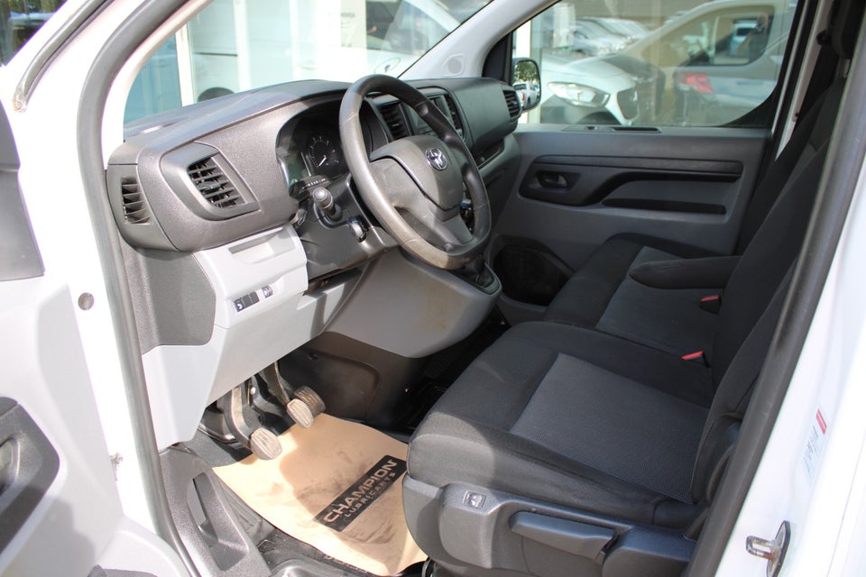 Toyota ProAce Verso 1,5 D 120 Long Combi 9prs 5d