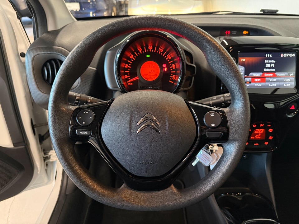 Citroën C1 1,0 VTi Shine 5d