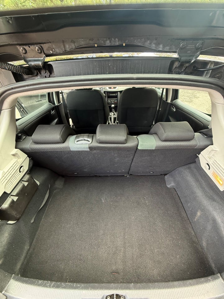 Peugeot 207 1,6 HDi 90 5d