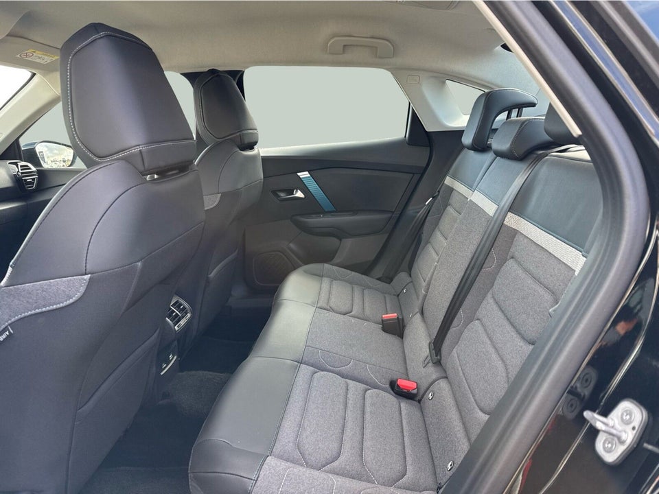 Citroën ë-C4 X 50 Concorde 4d