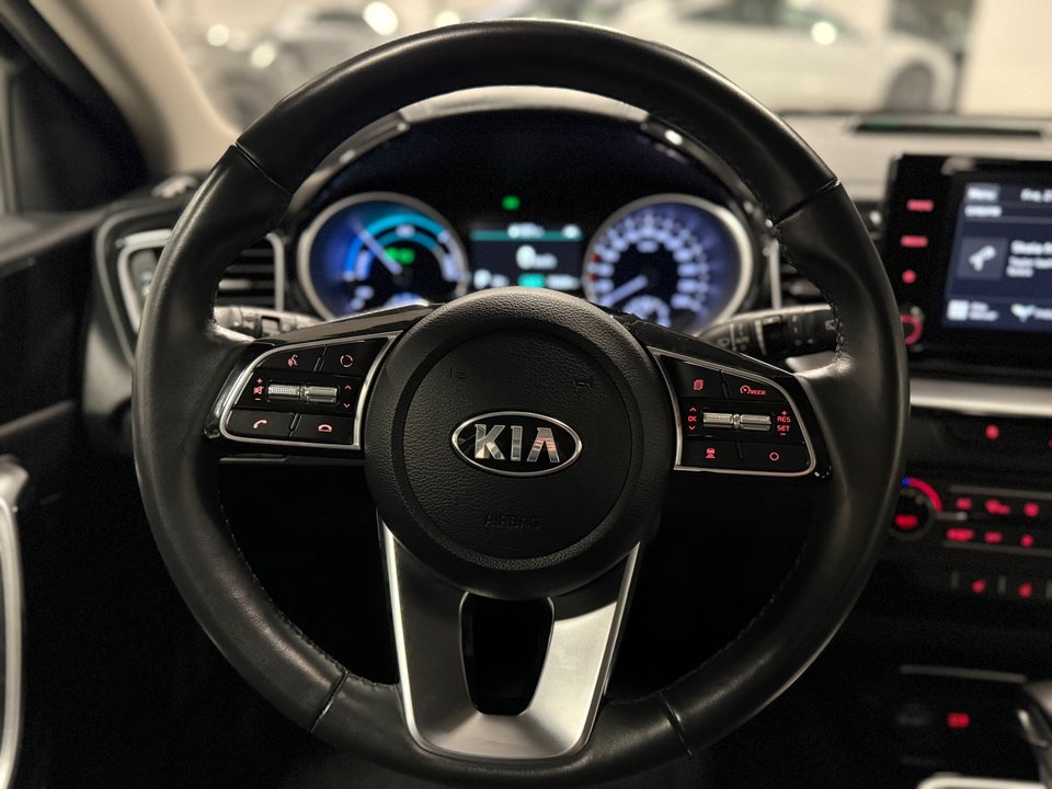 Kia Ceed 1,6 PHEV Prestige SW DCT 5d