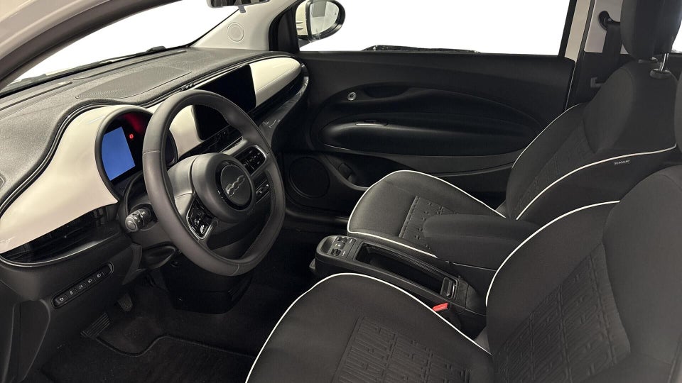 Fiat 500e 42 Icon Cabrio 2d