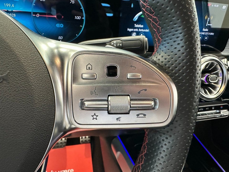 Mercedes EQB350 AMG Line 4Matic 5d