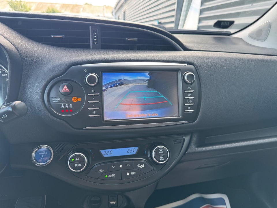 Toyota Yaris 1,5 Hybrid H2 Premium e-CVT 5d