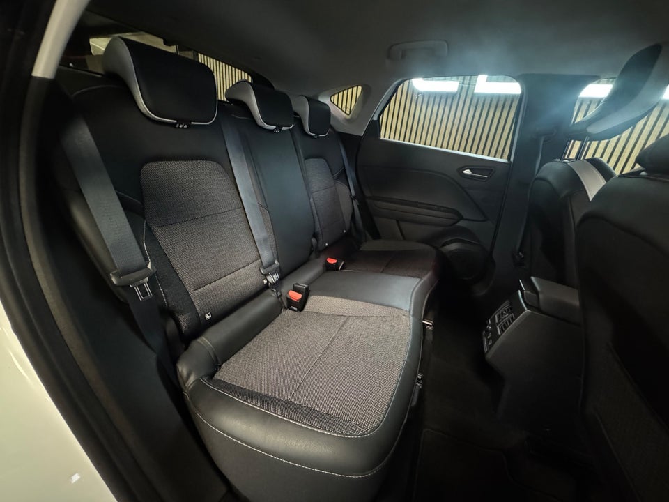 Renault Captur 1,6 E-Tech Intens 5d