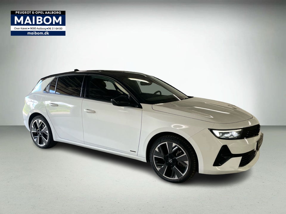 Opel Astra-e 54 Ultimate 5d