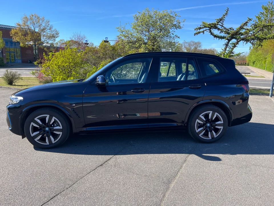 BMW iX3 Charged M-Sport 5d