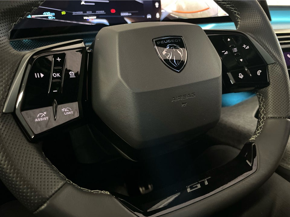 Peugeot e-5008 77 GT Pack 7prs 5d