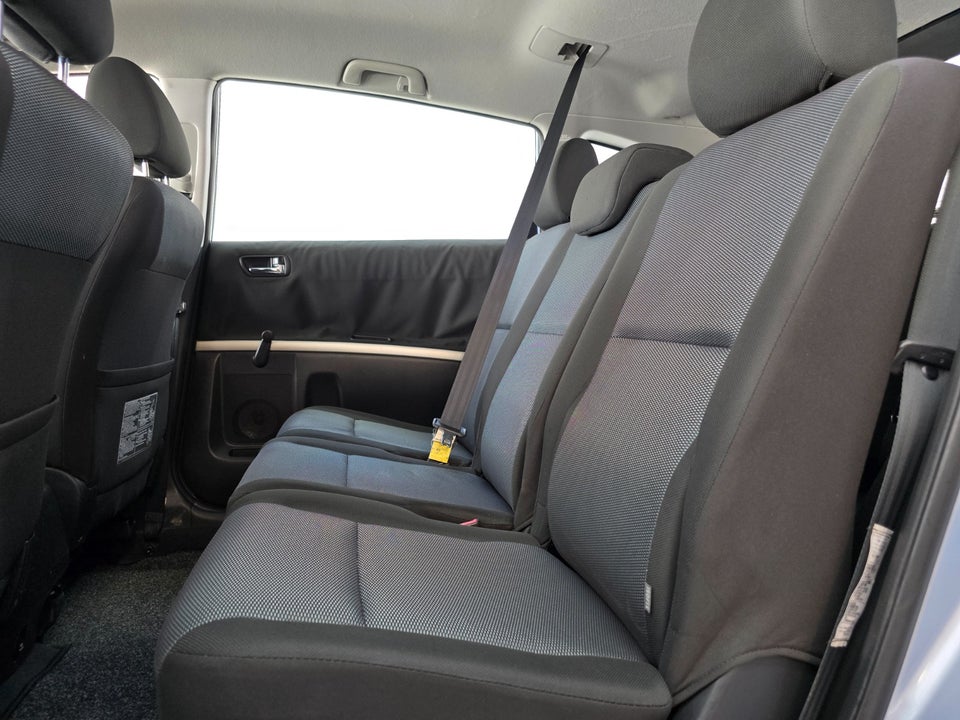 Toyota Corolla Verso 1,6 Terra 7prs 5d