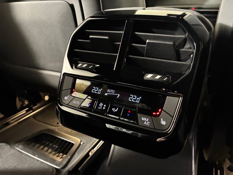 BMW iX xDrive60 M-Sport 5d