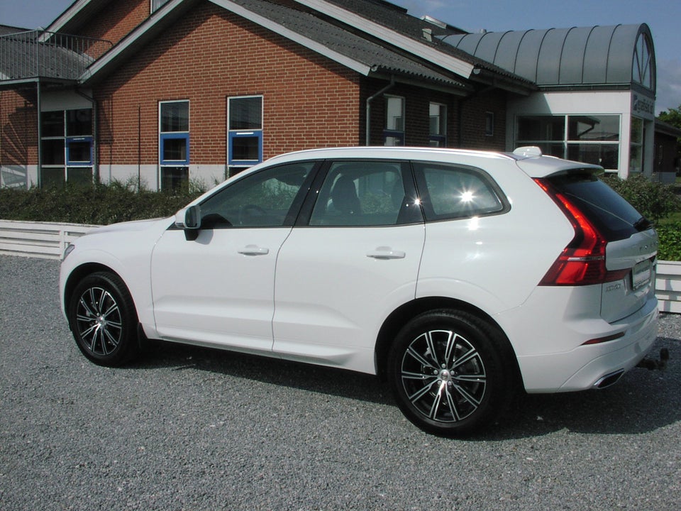 Volvo XC60 2,0 D4 190 Momentum aut. AWD 5d