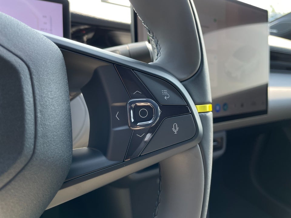 Lynk & Co 02 More 5d