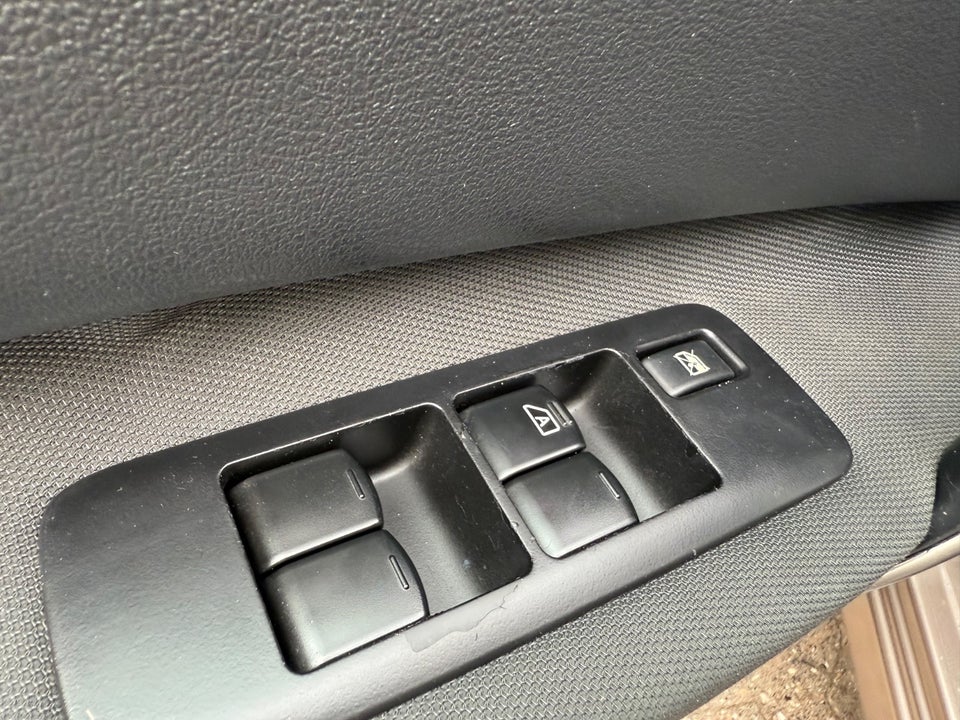 Nissan Qashqai 1,6 Tekna 5d