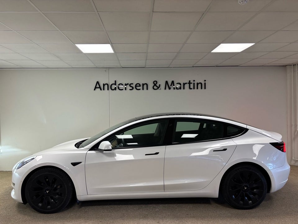 Tesla Model 3 Long Range AWD 4d