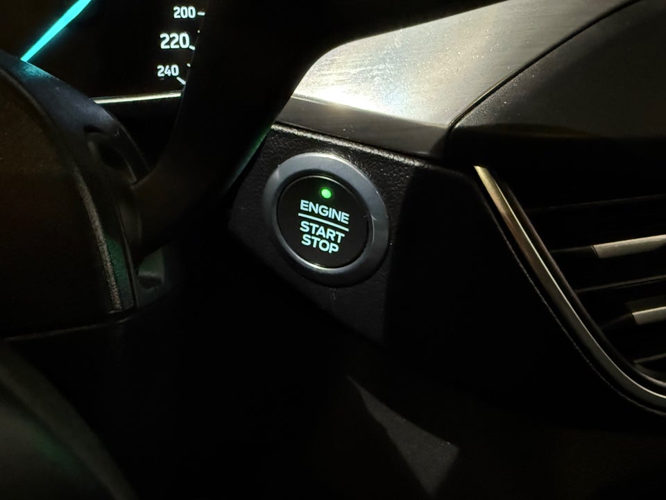 Ford Focus 1,5 EcoBlue Titanium Business stc. Van 5d