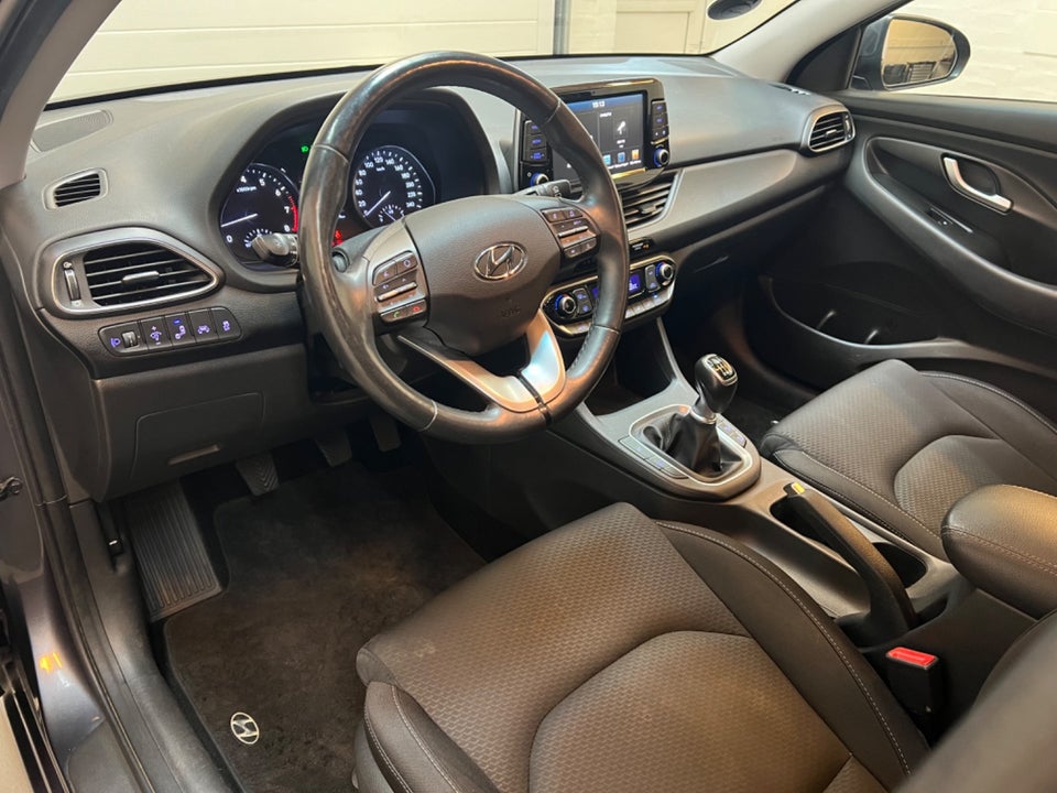 Hyundai i30 1,4 T-GDi Trend stc. 5d