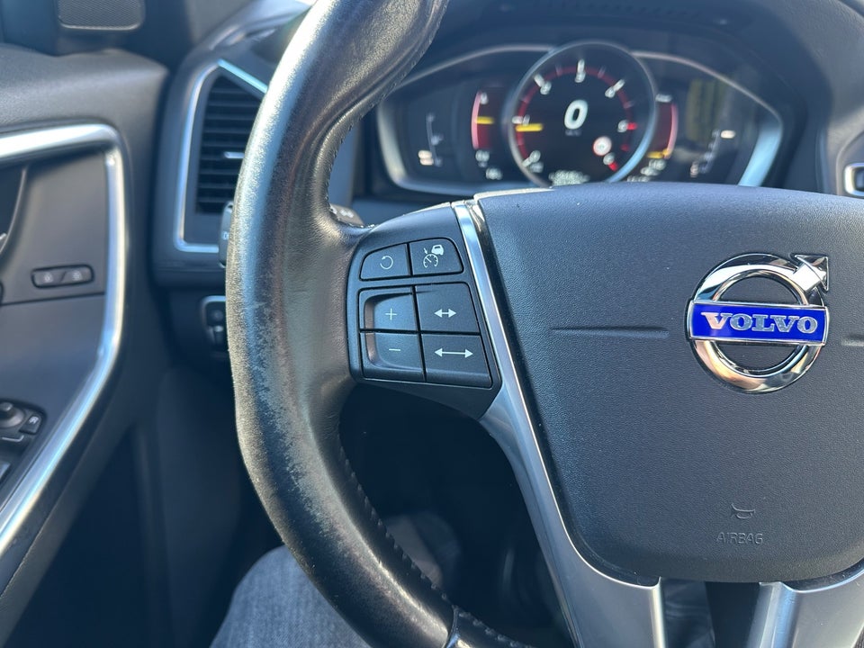 Volvo XC60 2,0 D4 181 Ocean Race aut. 5d