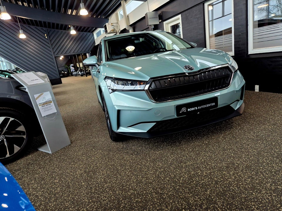 Skoda Enyaq 80 iV Loft 5d