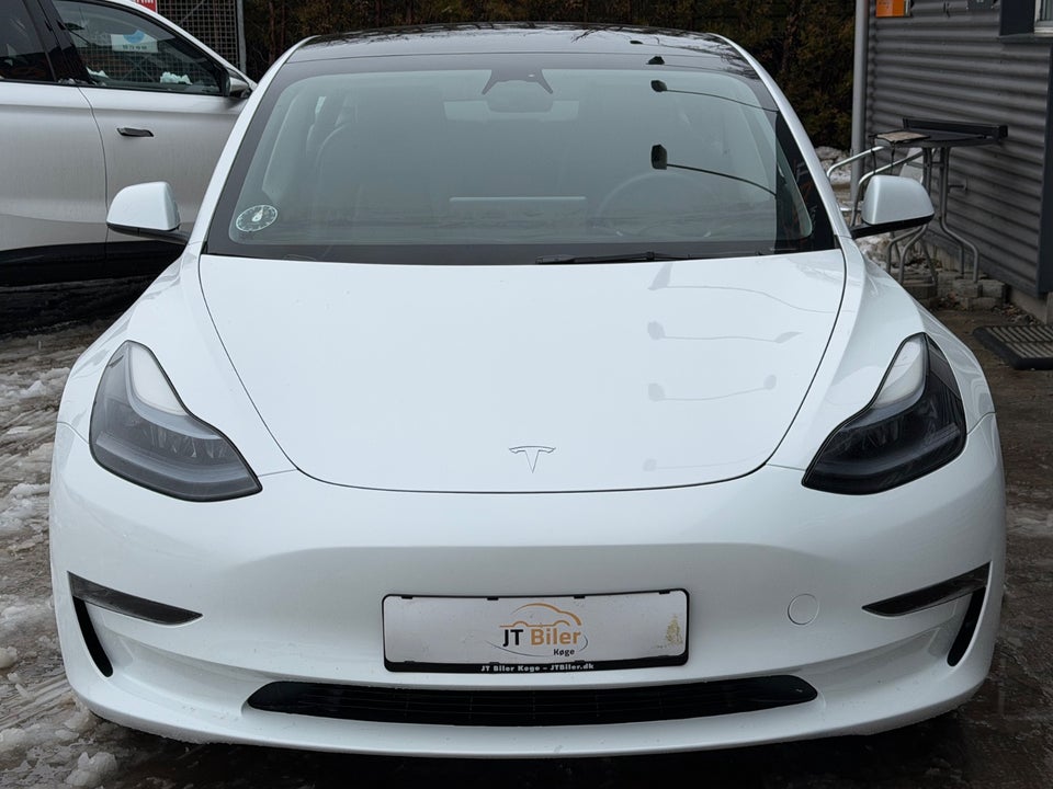 Tesla Model 3 Long Range RWD 4d