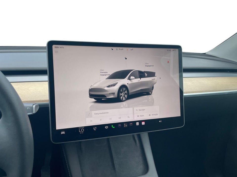 Tesla Model Y Long Range AWD 5d