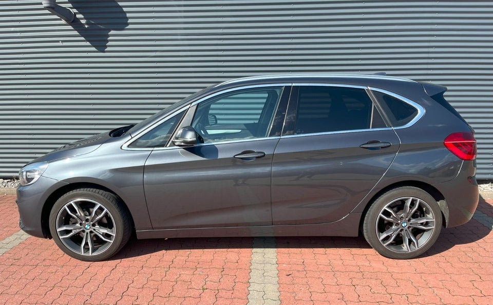 BMW 218i 1,5 Active Tourer Advantage 5d