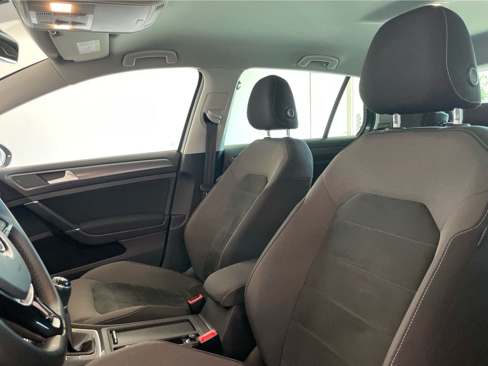 VW Golf VII 1,5 TSi 130 Comfortline 5d