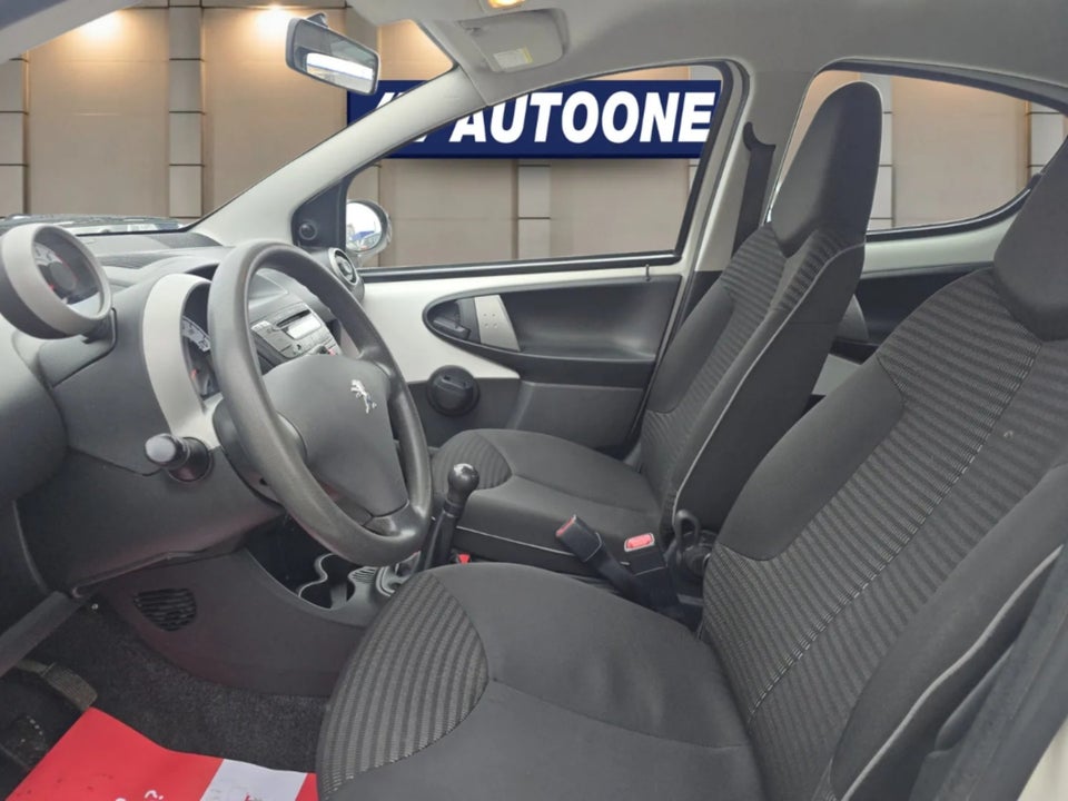 Peugeot 107 1,0 Active 5d