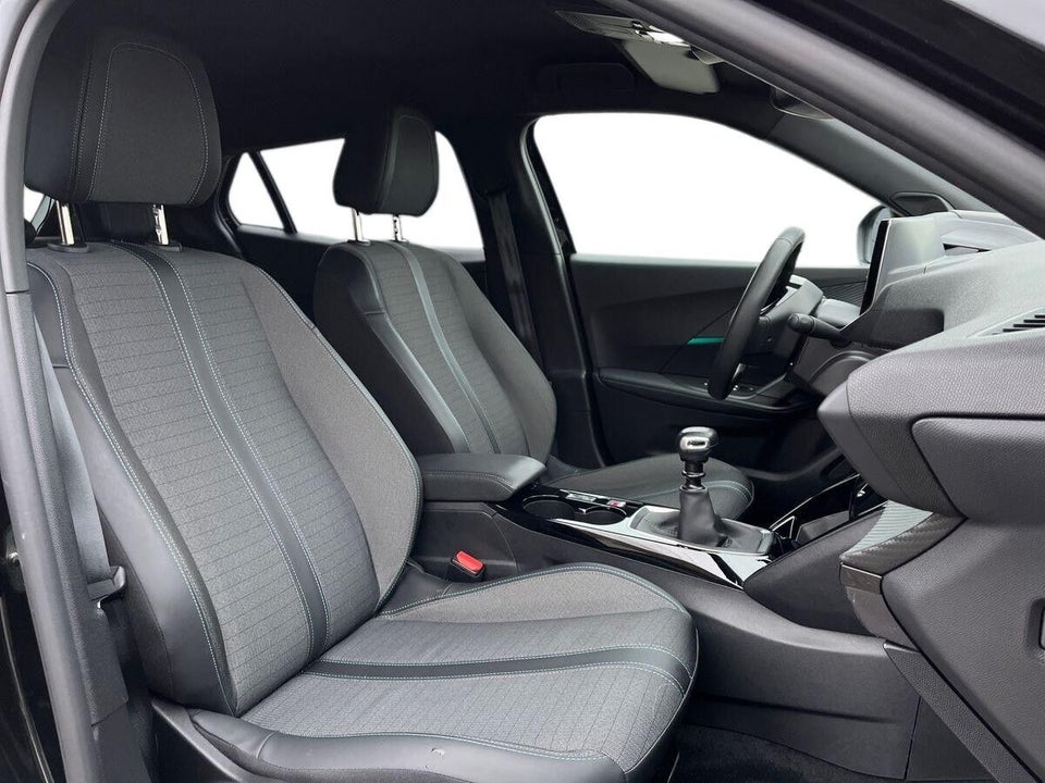 Peugeot 2008 1,2 PureTech 130 Allure Pack 5d