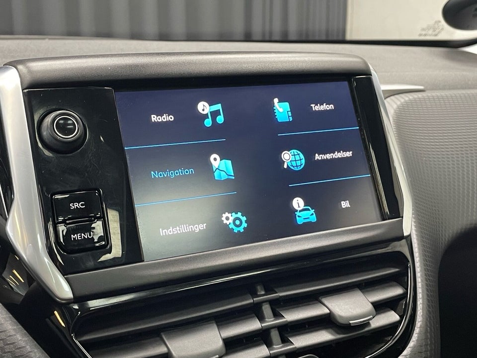 Peugeot 208 1,2 PureTech 82 Prestige 5d