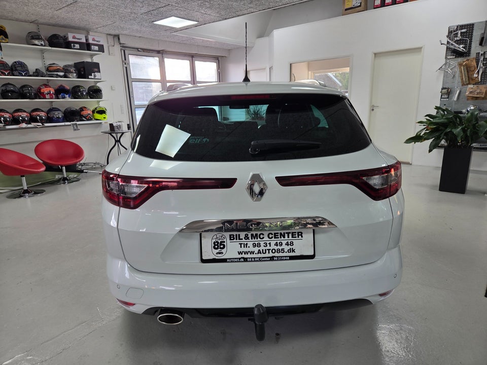 Renault Megane IV 1,3 TCe 140 Bose Edition Sport Tourer EDC 5d