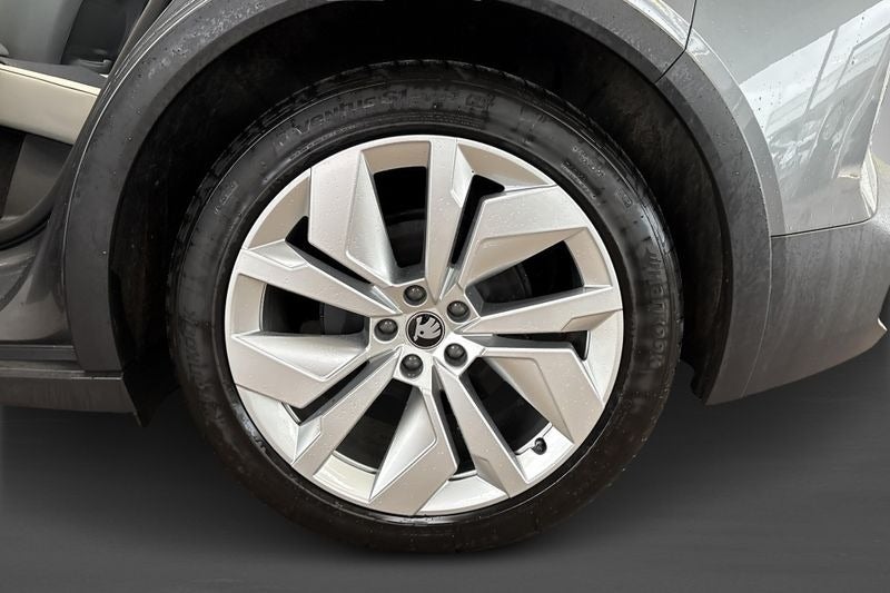 Skoda Elroq 85 iV Lodge 5d