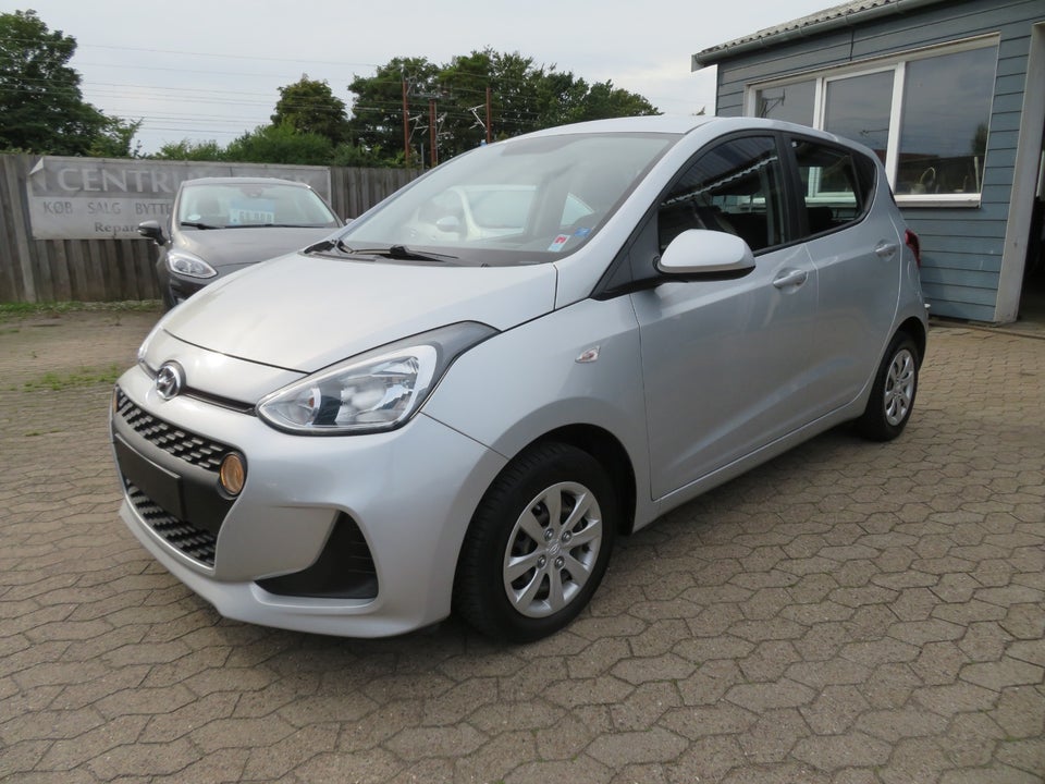Hyundai i10 1,0 Touch 5d