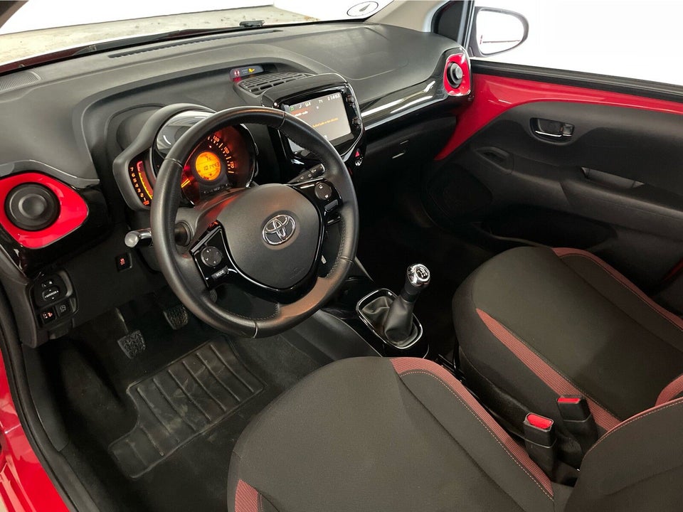 Toyota Aygo 1,0 VVT-i x-cite 5d