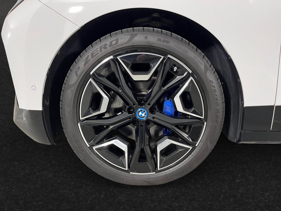 BMW iX xDrive40 Sport 5d