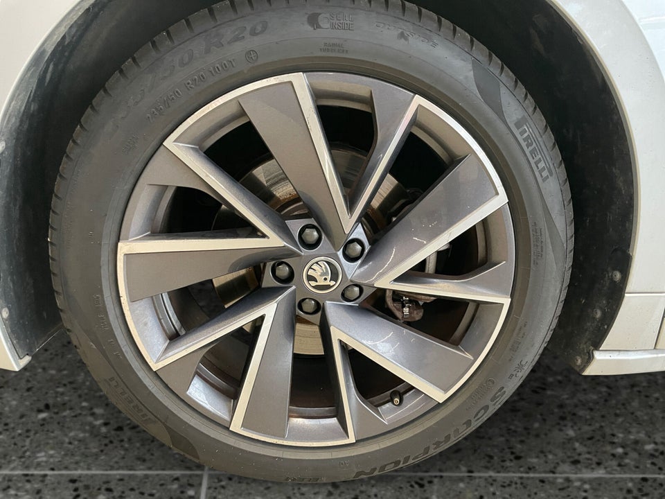 Skoda Enyaq 60 iV Sportline 5d