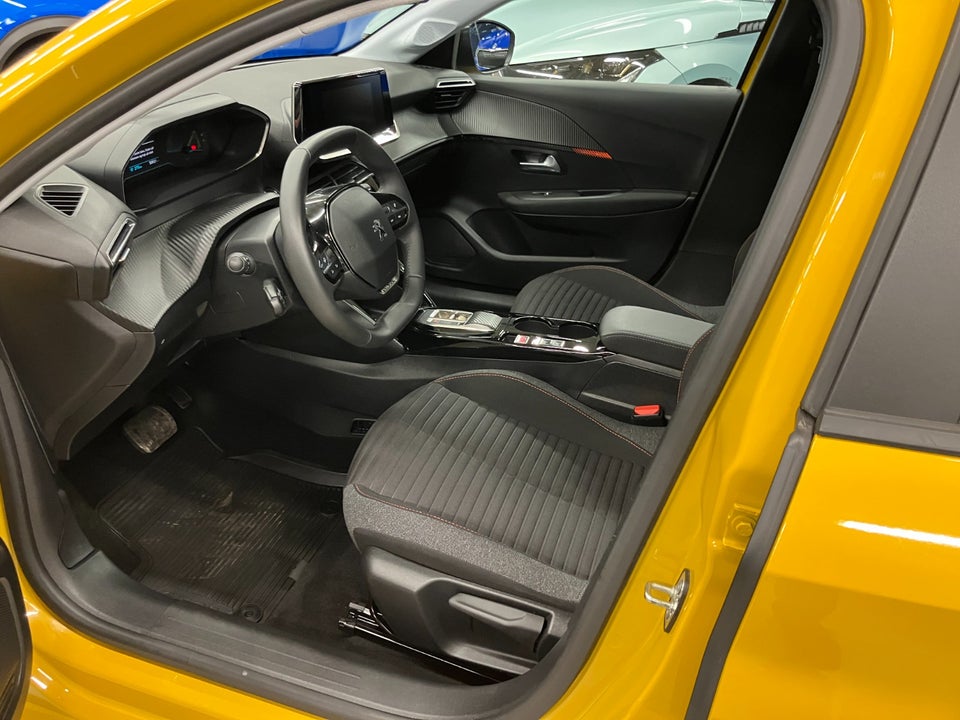 Peugeot e-208 50 Active Pack 5d